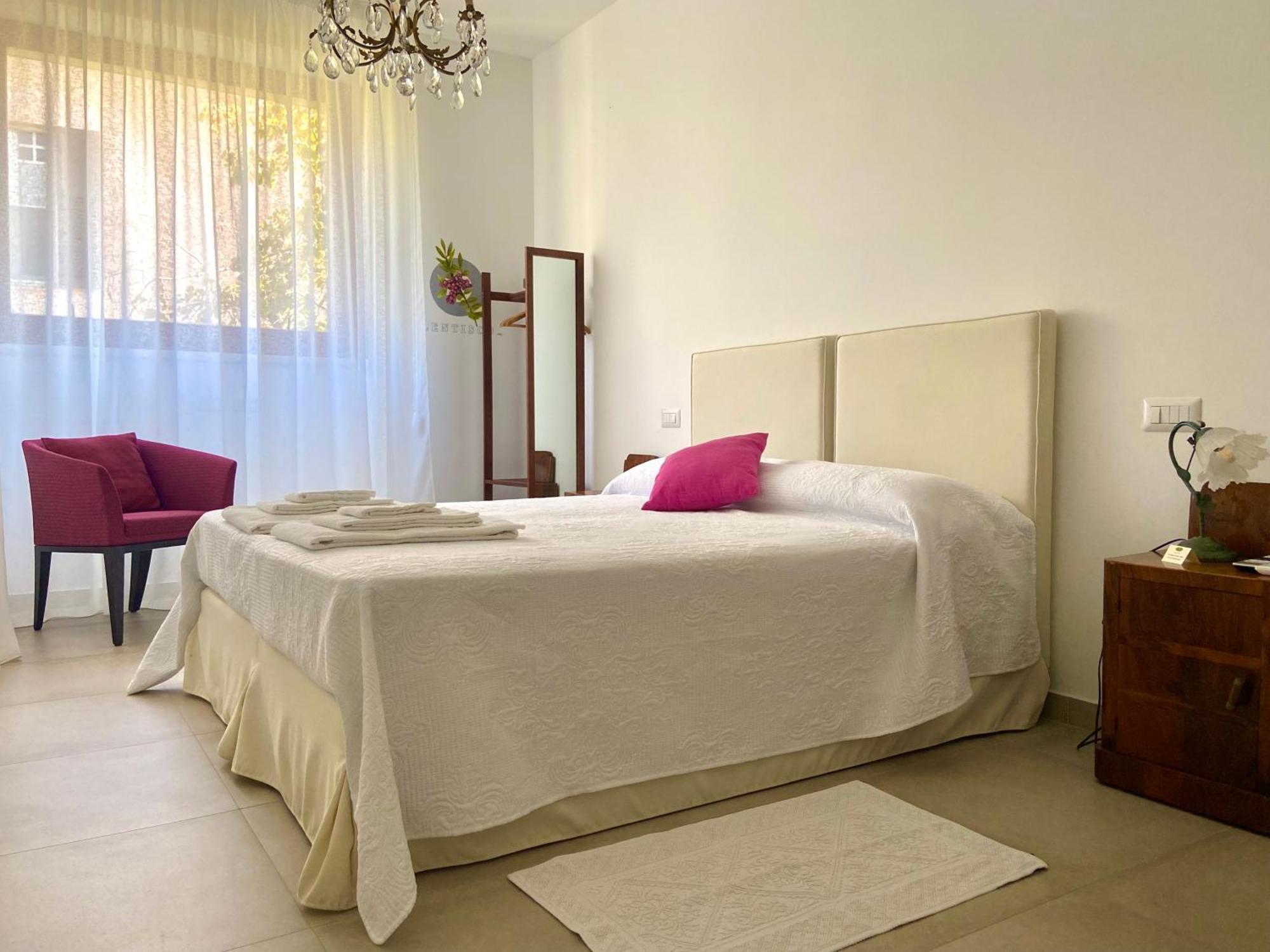 Locanda Dei Buoni E Cattivi Κάλιαρι Εξωτερικό φωτογραφία